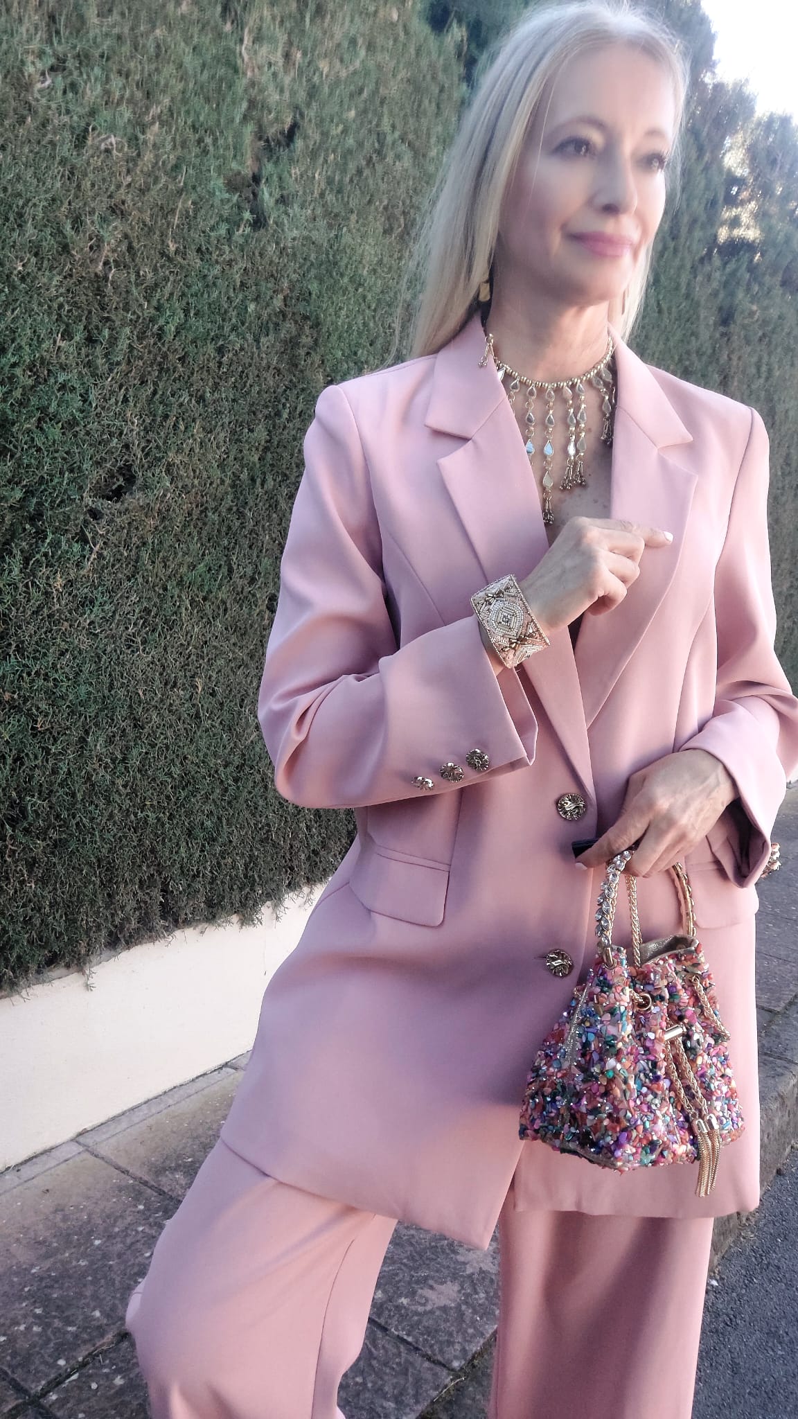 TRAJE CHAQUETA ROSA - Imagen 2