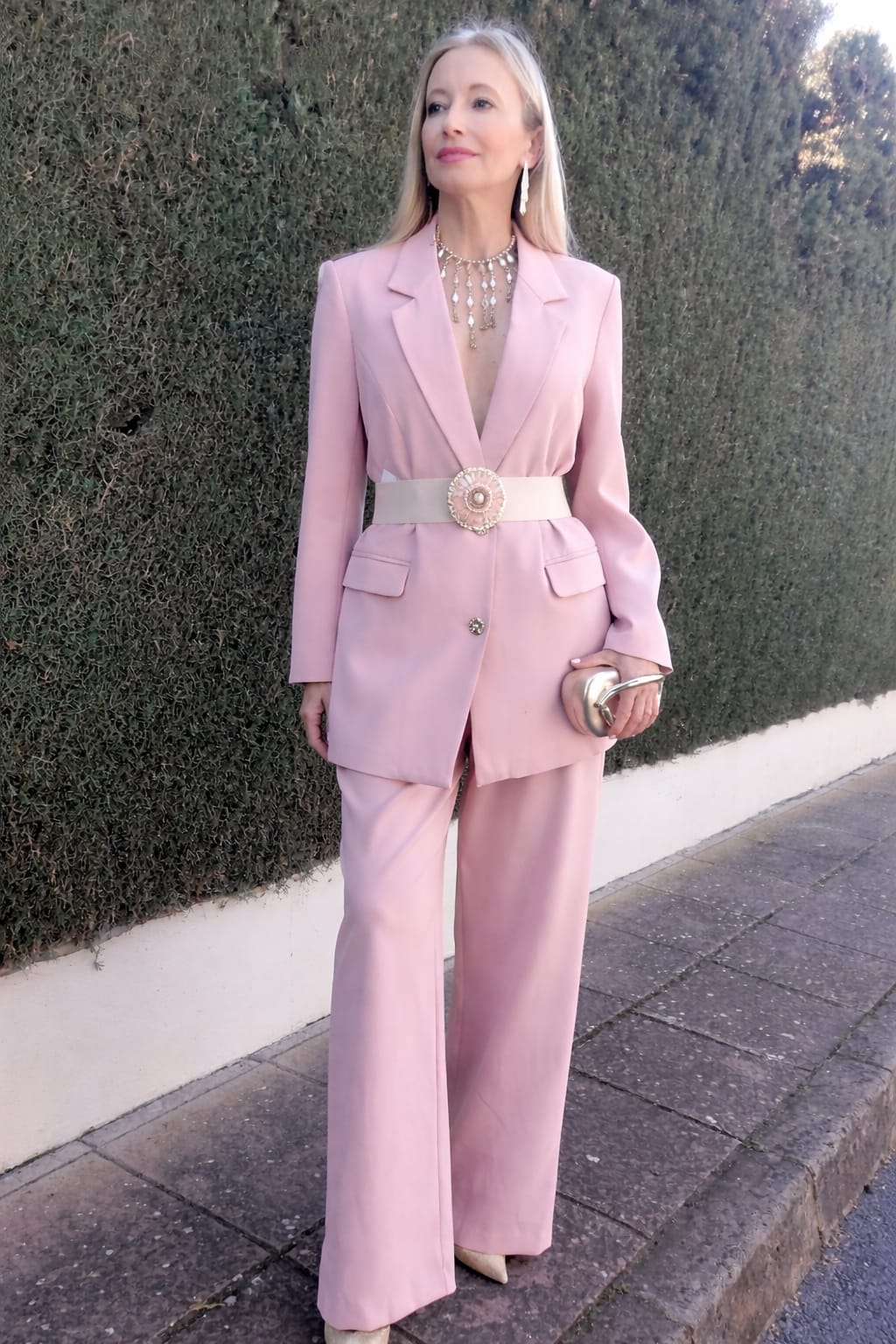 TRAJE CHAQUETA ROSA